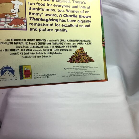 Peanuts Classic A Charlie Brown Thanksgiving VHS Tape Tested - Picture 4 of 6